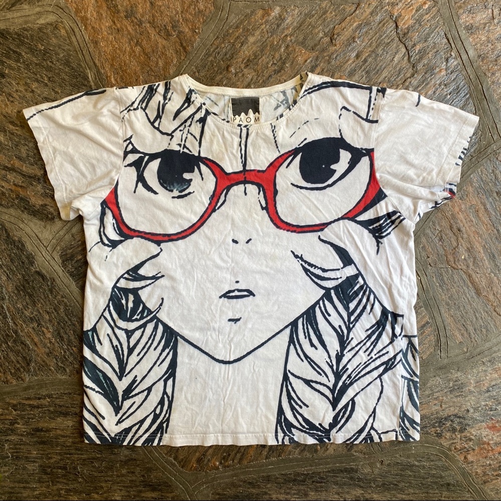 👓Funky graphic T shirt!